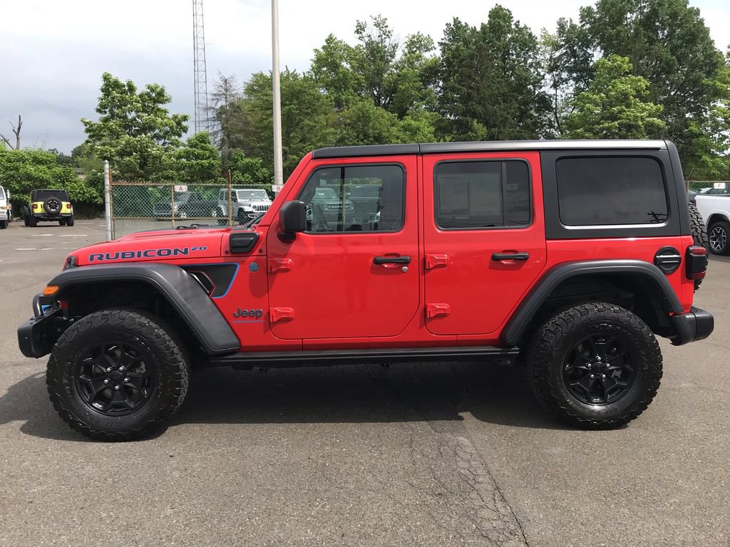 Used 2023 Jeep Wrangler Unlimited Rubicon 4xe AWD/4WD image 2