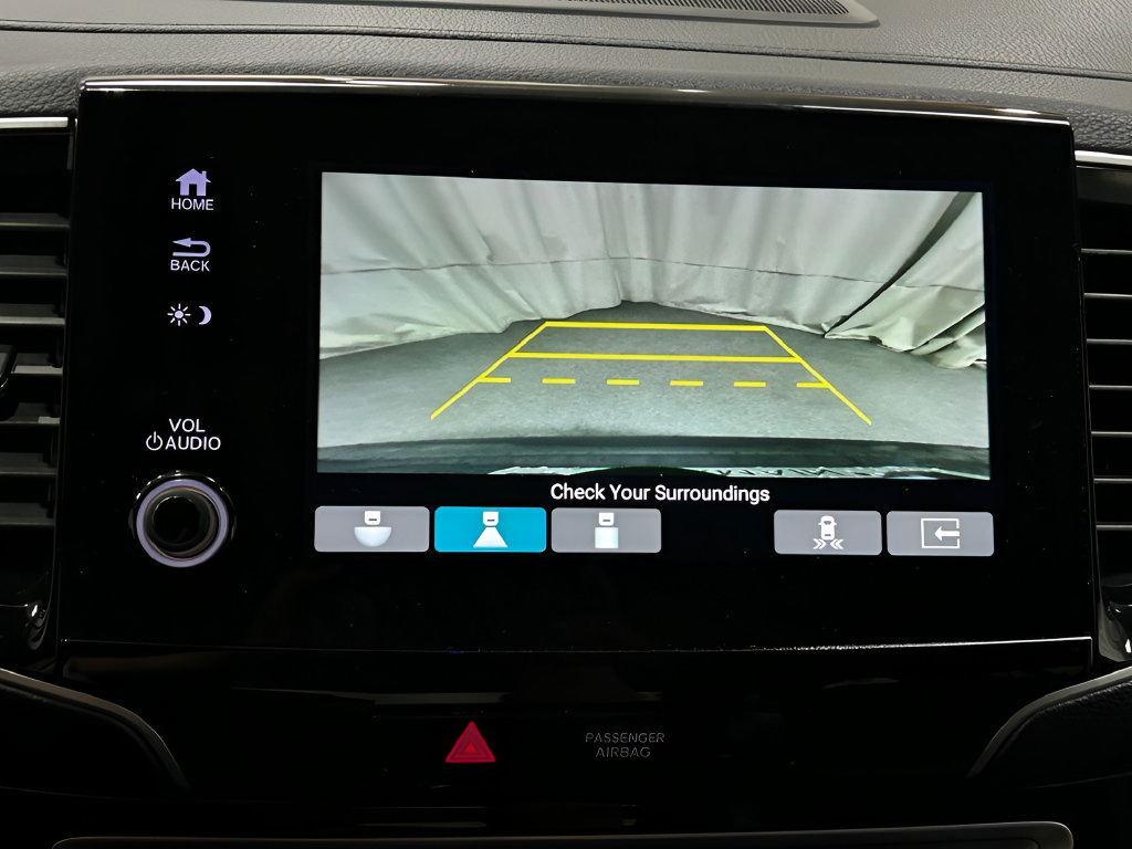 Certified 2022 Honda Pilot Touring image 18