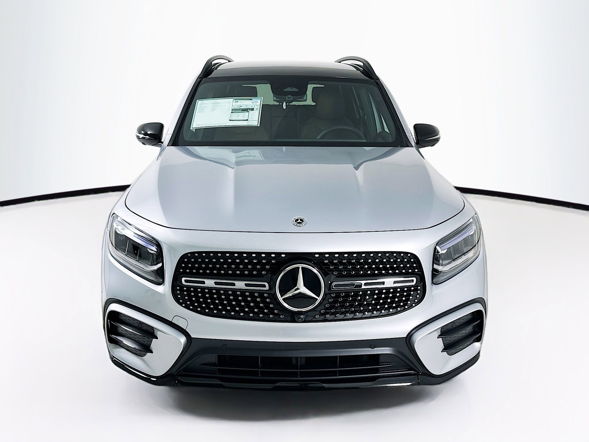 New 2026 Mercedes-Benz GLB 250 image 2