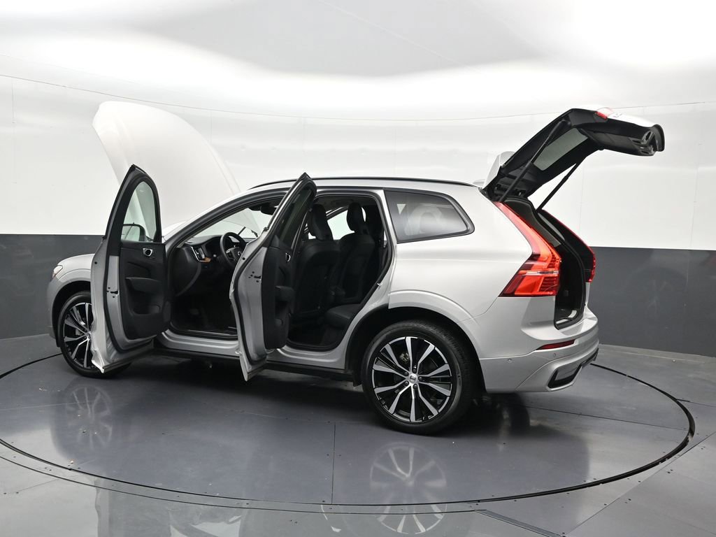 Used 2024 Volvo XC60 B5 Plus w/ Climate Package AWD/4WD image 40