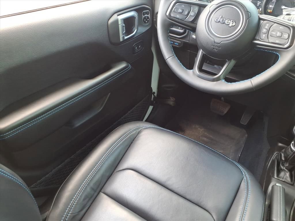 Used 2024 Jeep Wrangler Unlimited Rubicon 4xe image 35