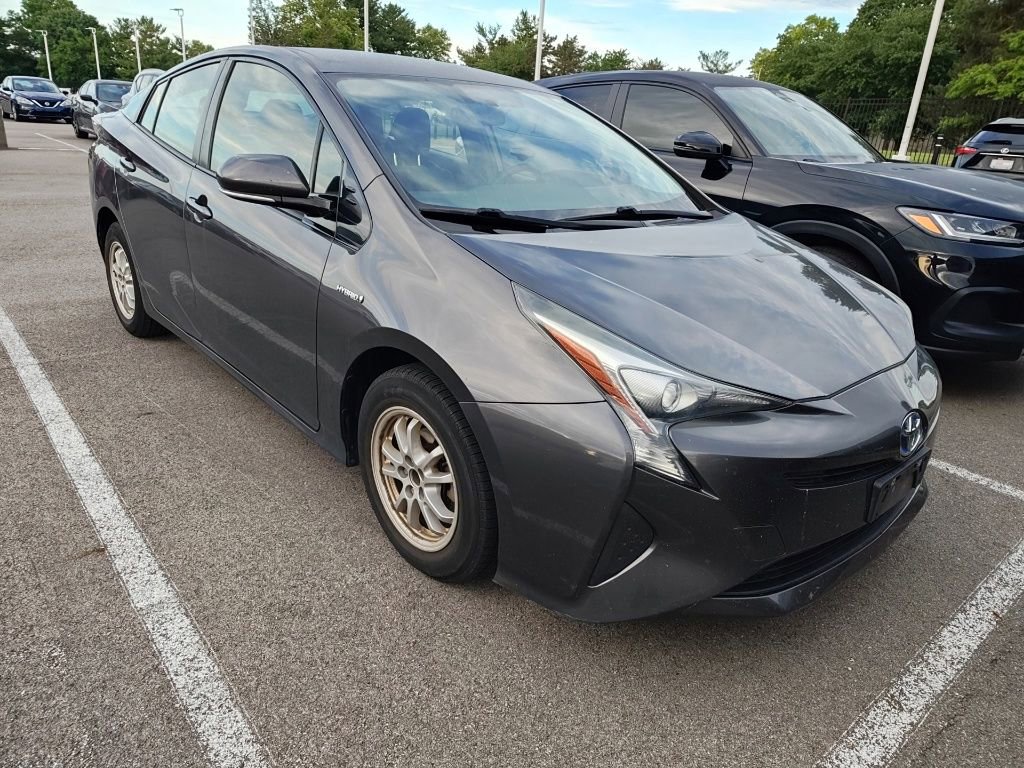 Used 2016 Toyota Prius Two FWD image 3