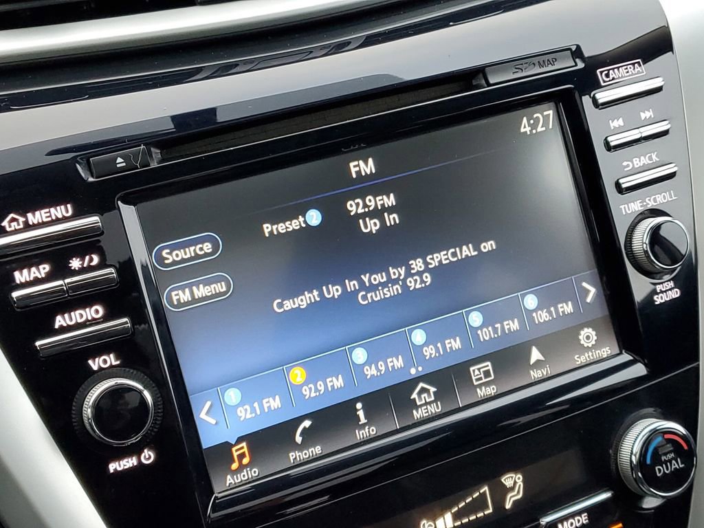 Used 2017 Nissan Murano S image 15