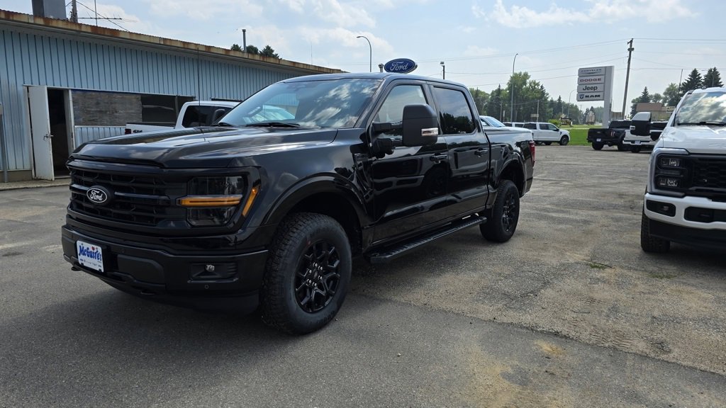 New 2025 Ford F150 XLT w/ Equipment Group 302A MID image 2