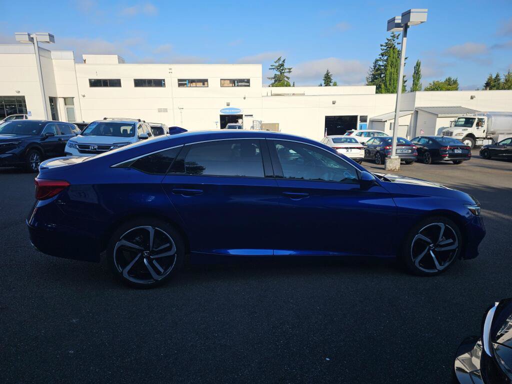 Used 2018 Honda Accord Sport image 8