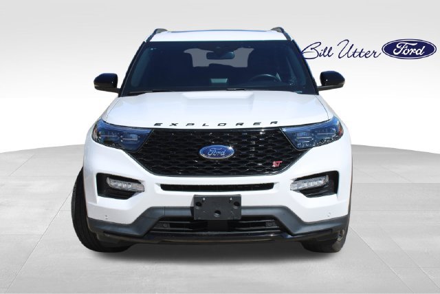 Used 2024 Ford Explorer ST w/ Equipment Group 401A AWD/4WD image 2