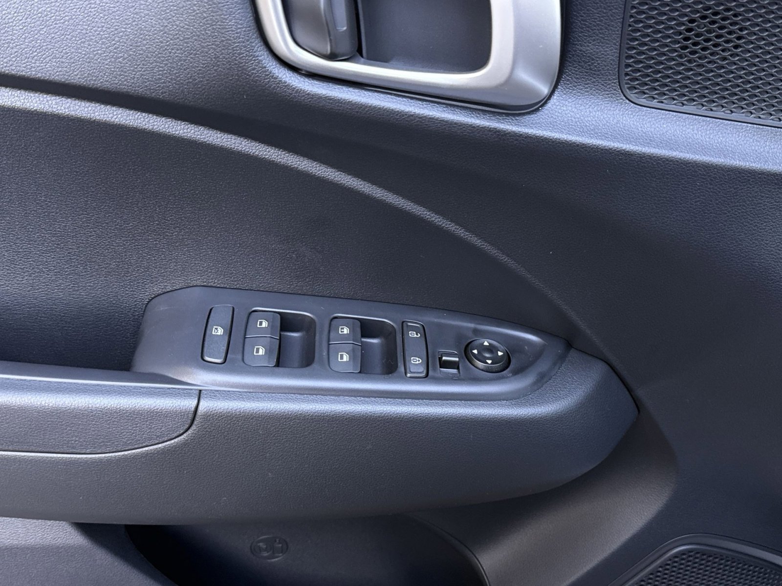 New 2026 Hyundai Venue SE FWD image 15