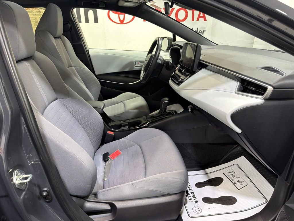 Used 2023 Toyota Corolla SE w/ SE Package FWD image 12