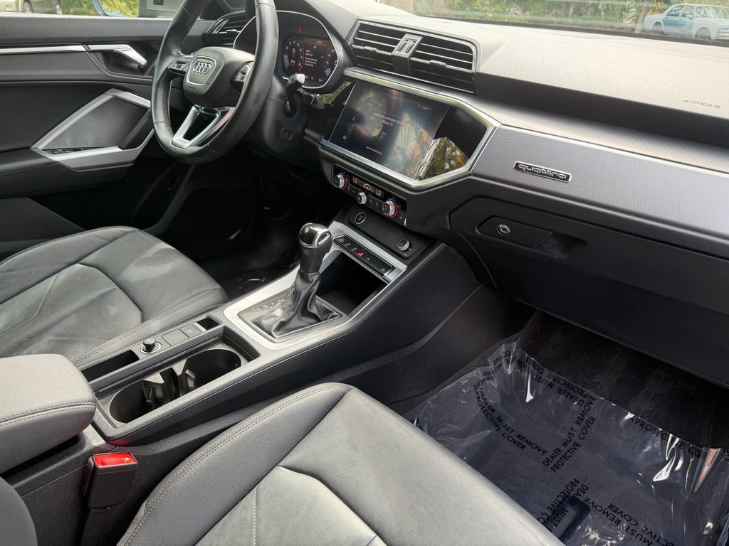 Used 2021 Audi Q3 2.0T Premium AWD/4WD image 11