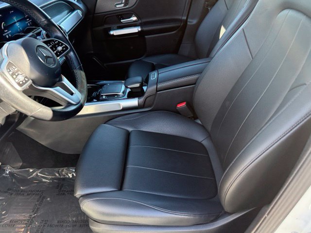 Used 2021 Mercedes-Benz GLB 250 4MATIC image 11