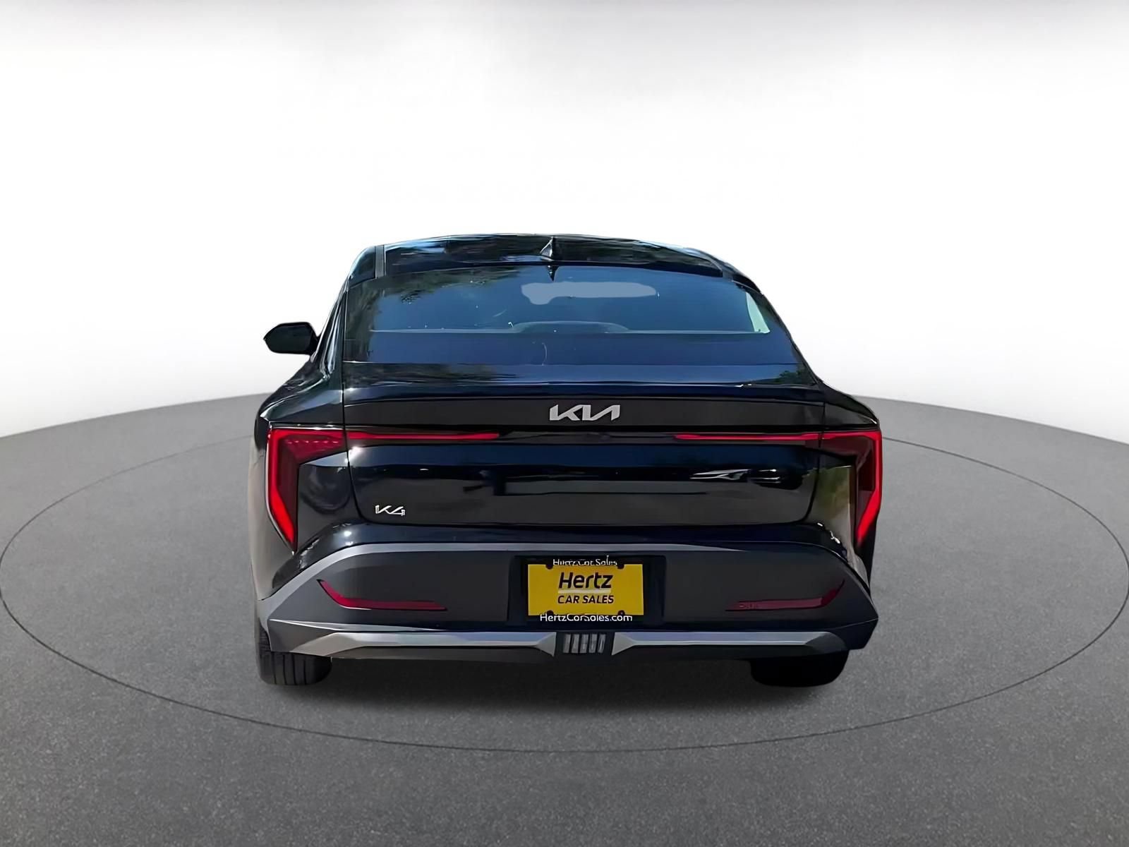 Used 2025 Kia K4 FWD image 12