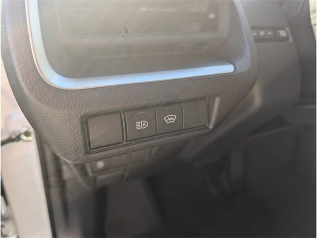 New 2026 Toyota Prius LE image 17