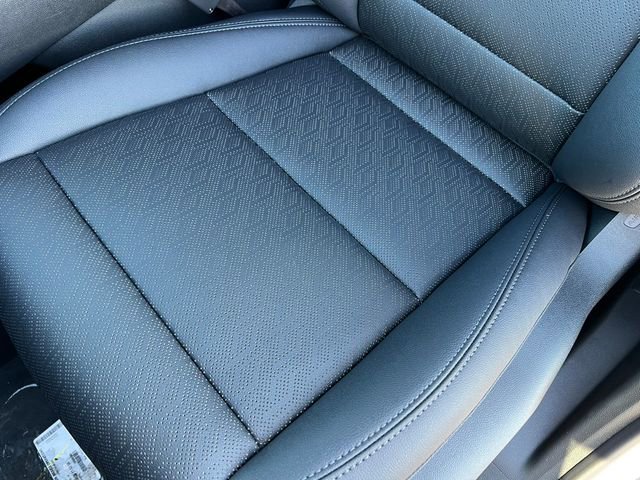 New 2026 Chevrolet Equinox LT w/ Convenience Package II image 11