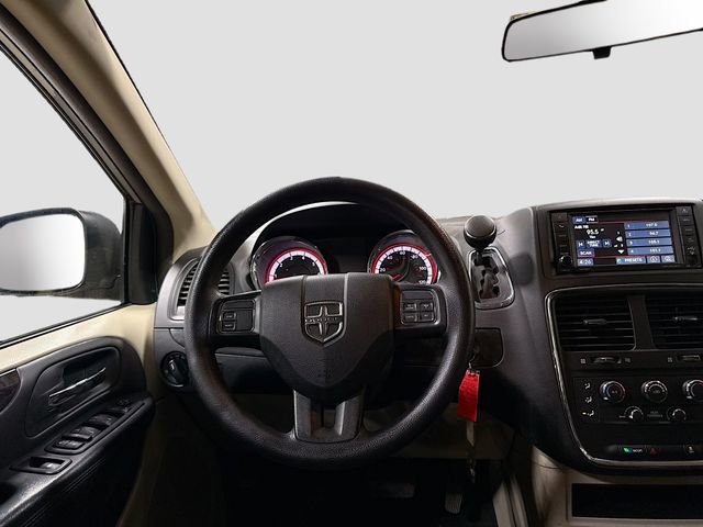 Used 2017 Dodge Grand Caravan SE w/ Power Window Group image 17