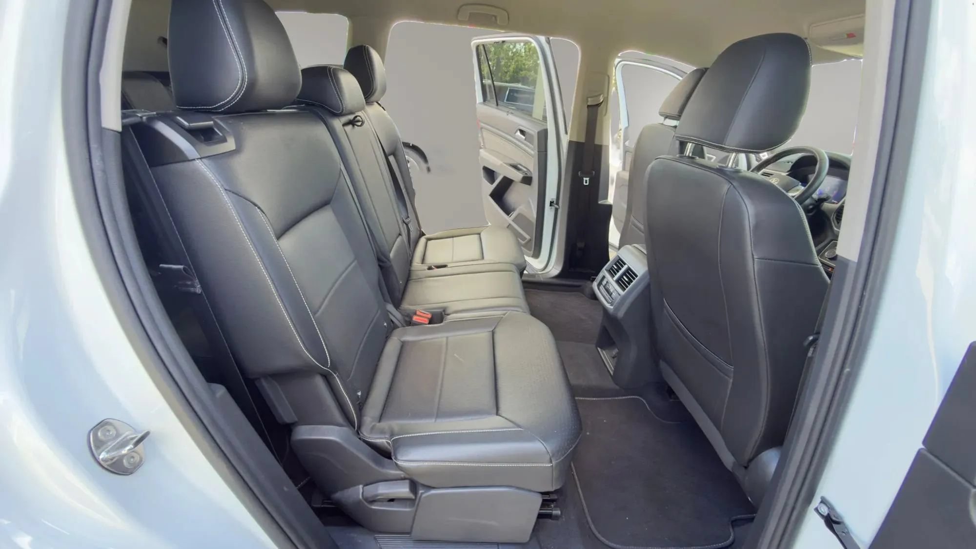 Used 2023 Volkswagen Atlas SE FWD image 17