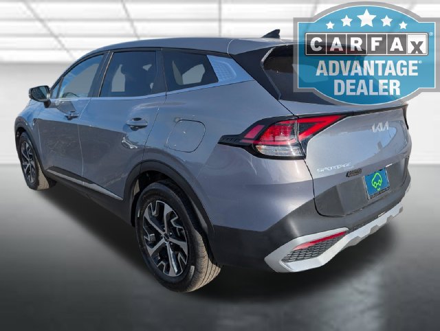 Used 2025 Kia Sportage EX FWD image 2
