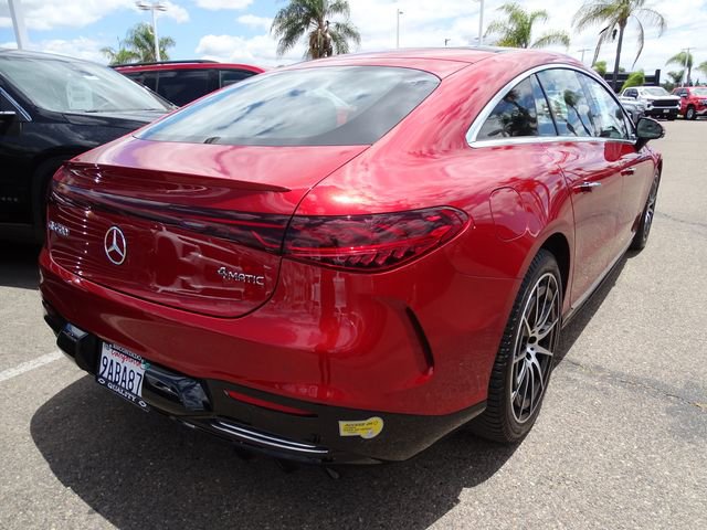 Used 2022 Mercedes-Benz EQS 580 4MATIC Sedan image 4