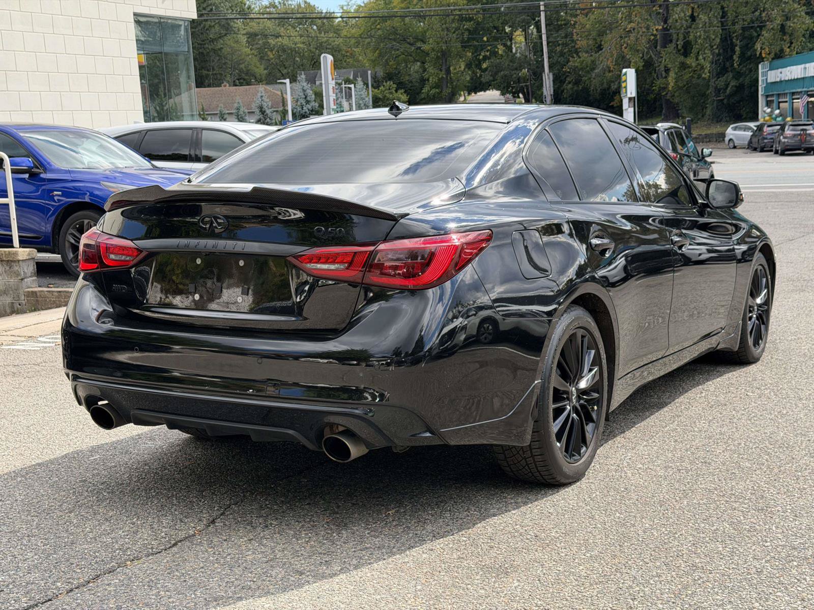 Used 2021 INFINITI Q50 Luxe w/ Cargo Package AWD/4WD image 3