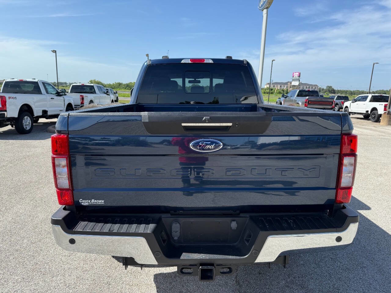 Used 2020 Ford F250 Lariat w/ Lariat Ultimate Package image 4