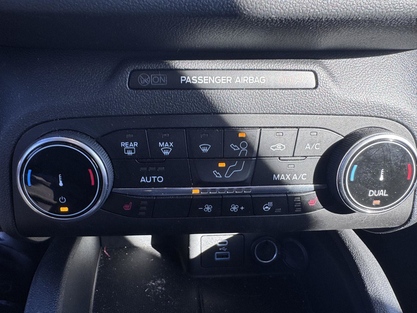 Used 2023 Ford Escape Active AWD/4WD image 18