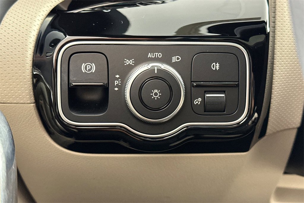 Certified 2023 Mercedes-Benz CLA 250 image 31