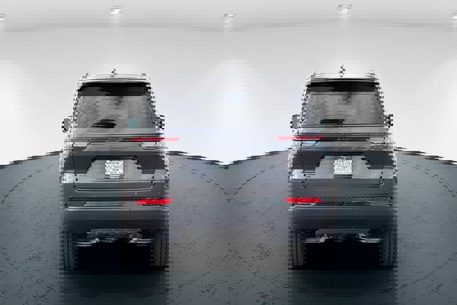 New 2025 Jeep Grand Cherokee Altitude image 7