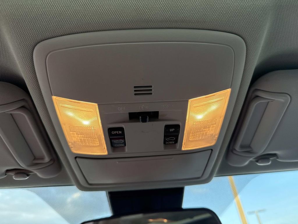 Used 2018 Toyota RAV4 XLE image 46