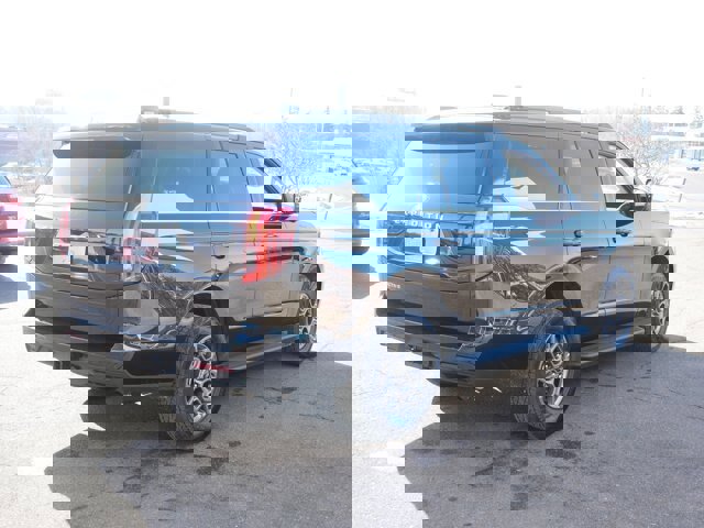 Certified 2025 Ford Expedition Active image 5