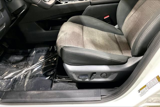 Used 2021 Nissan Rogue SV image 19