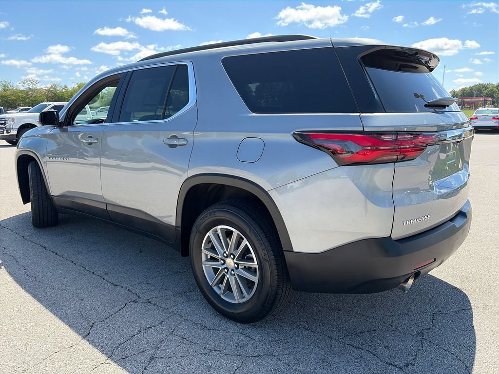 Used 2023 Chevrolet Traverse LT FWD image 5