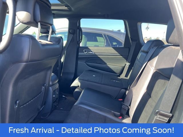 Used 2019 Jeep Grand Cherokee Altitude AWD/4WD image 9