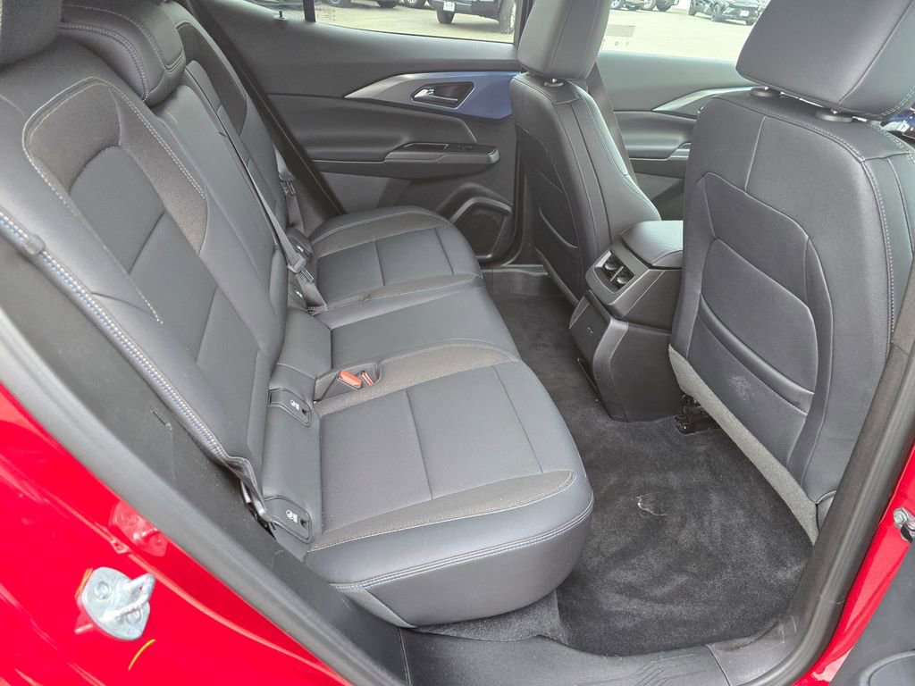 Used 2025 Chevrolet Equinox EV LT w/ Convenience Package FWD image 15