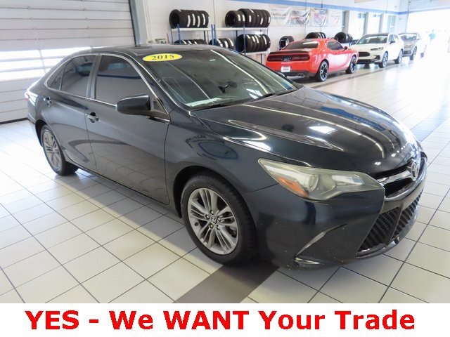 Used 2015 Toyota Camry SE image 17