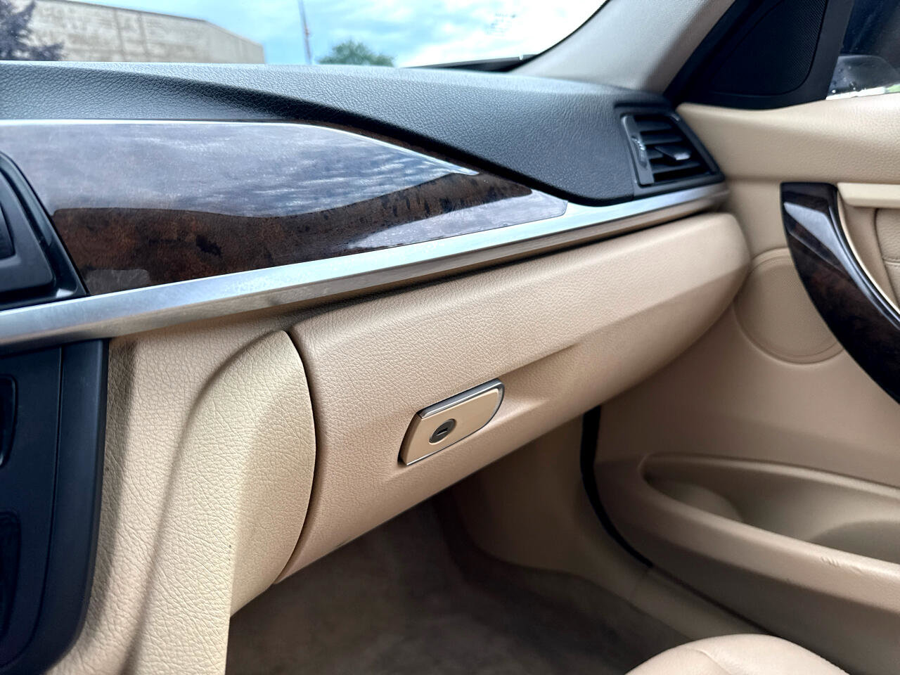 Used 2015 BMW 328i xDrive Sedan image 21