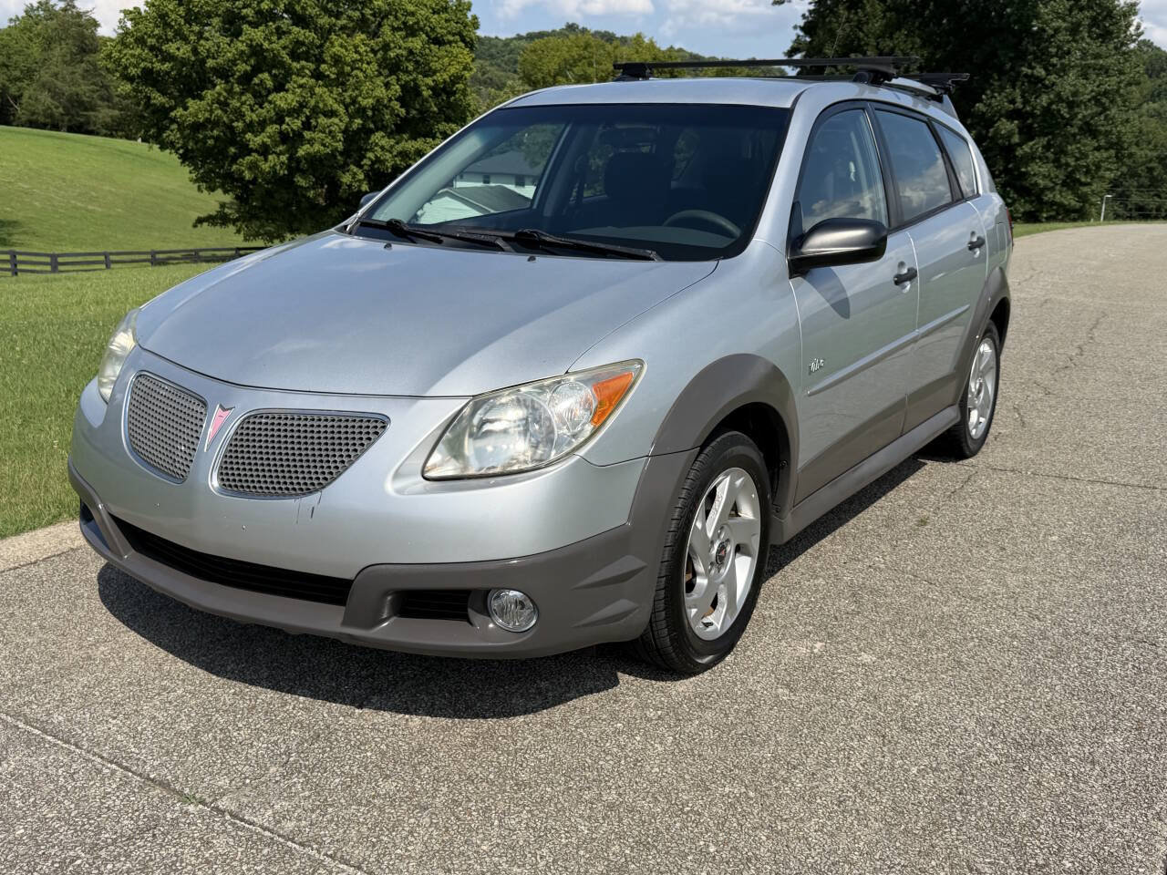 Used 2005 Pontiac Vibe w/ Power Group Value Package FWD image 4