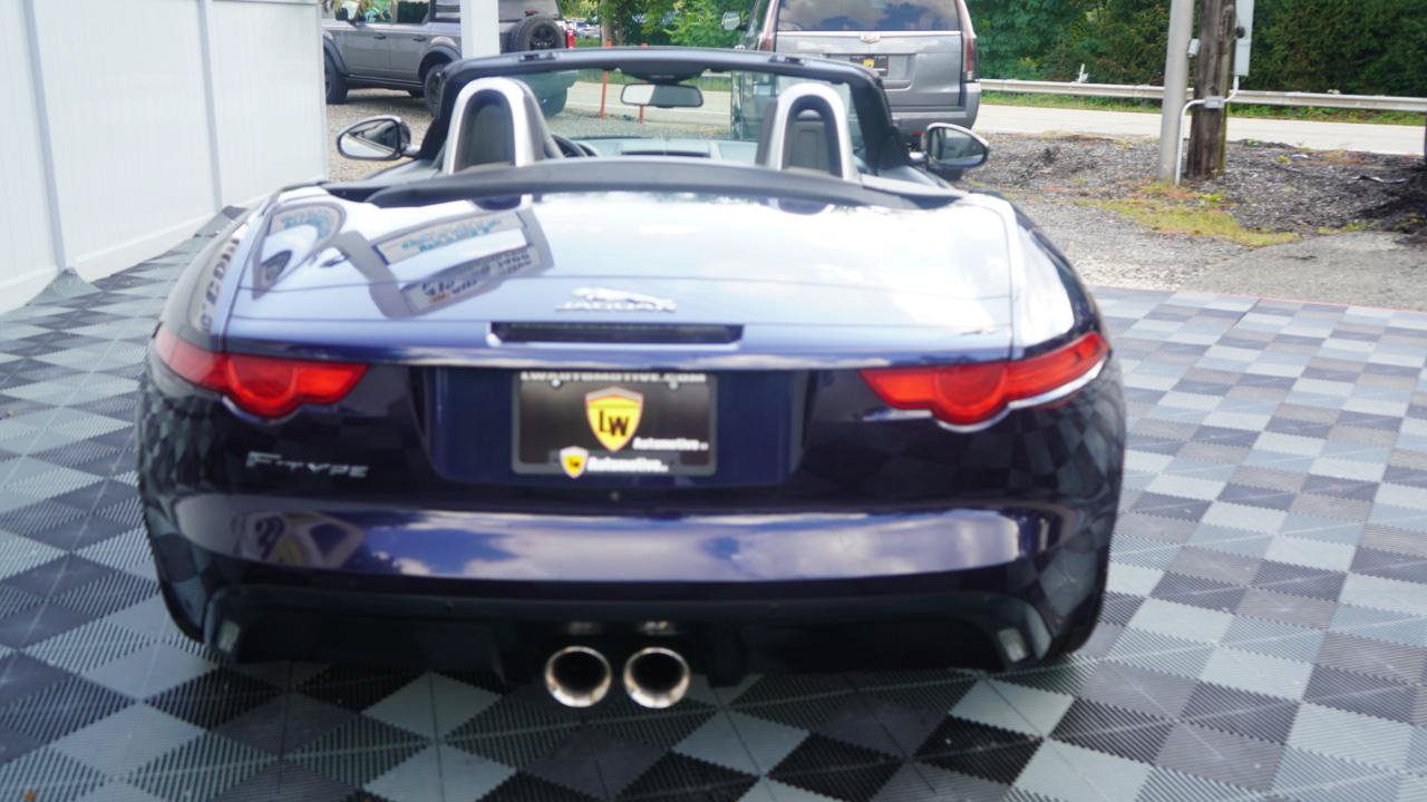 Used 2014 Jaguar F-TYPE Convertible RWD image 8