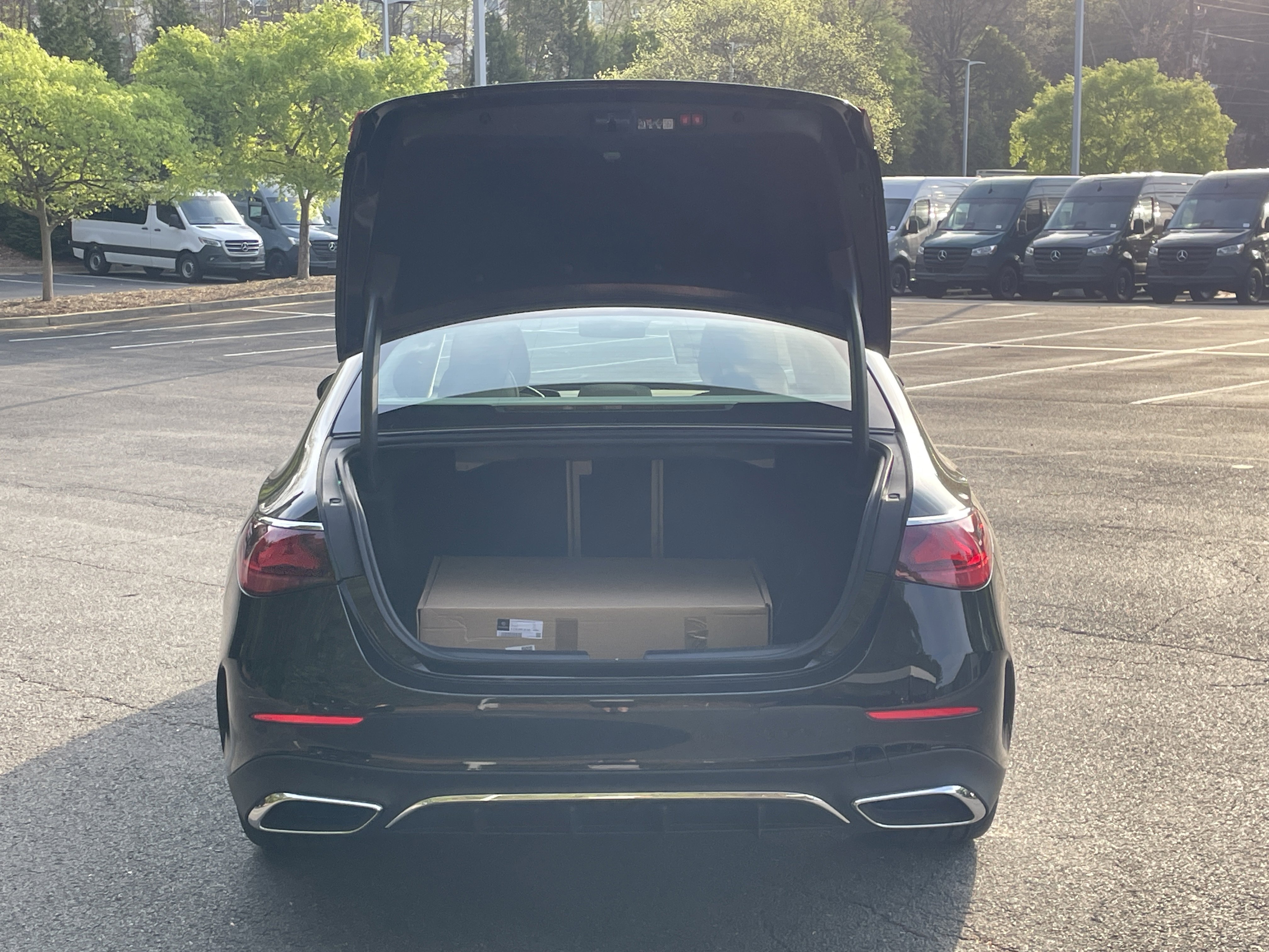 New 2026 Mercedes-Benz E 350 4MATIC Sedan image 8