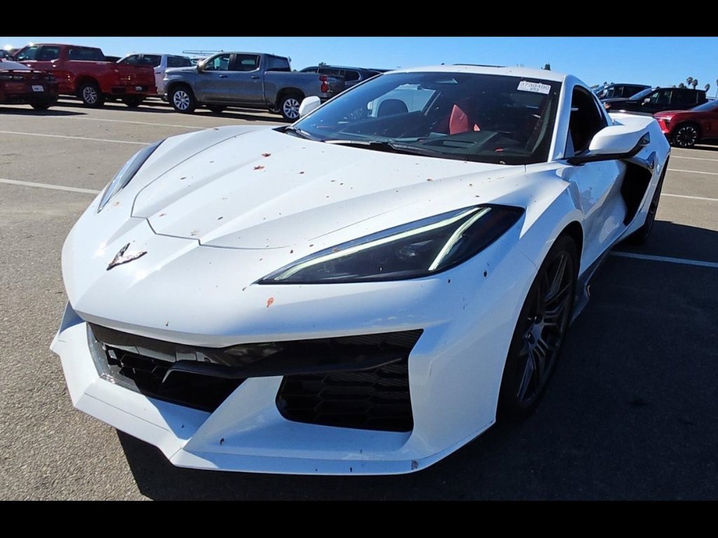 Used 2025 Chevrolet Corvette Z06 w/ Battery Protection Package image 5