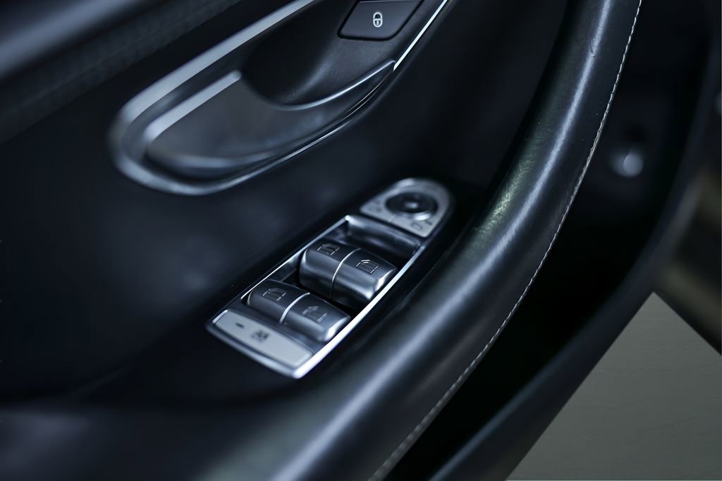 Used 2021 Mercedes-Benz AMG GT 53 w/ Driver Assistance Package image 24