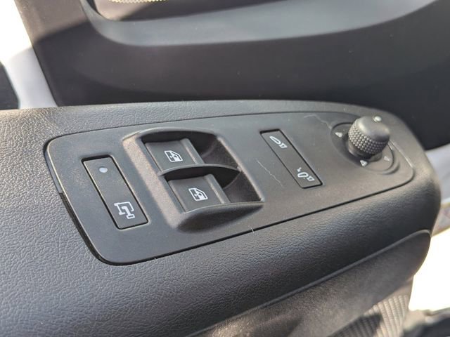 Used 2024 RAM ProMaster 2500 w/ Convenience Group image 24