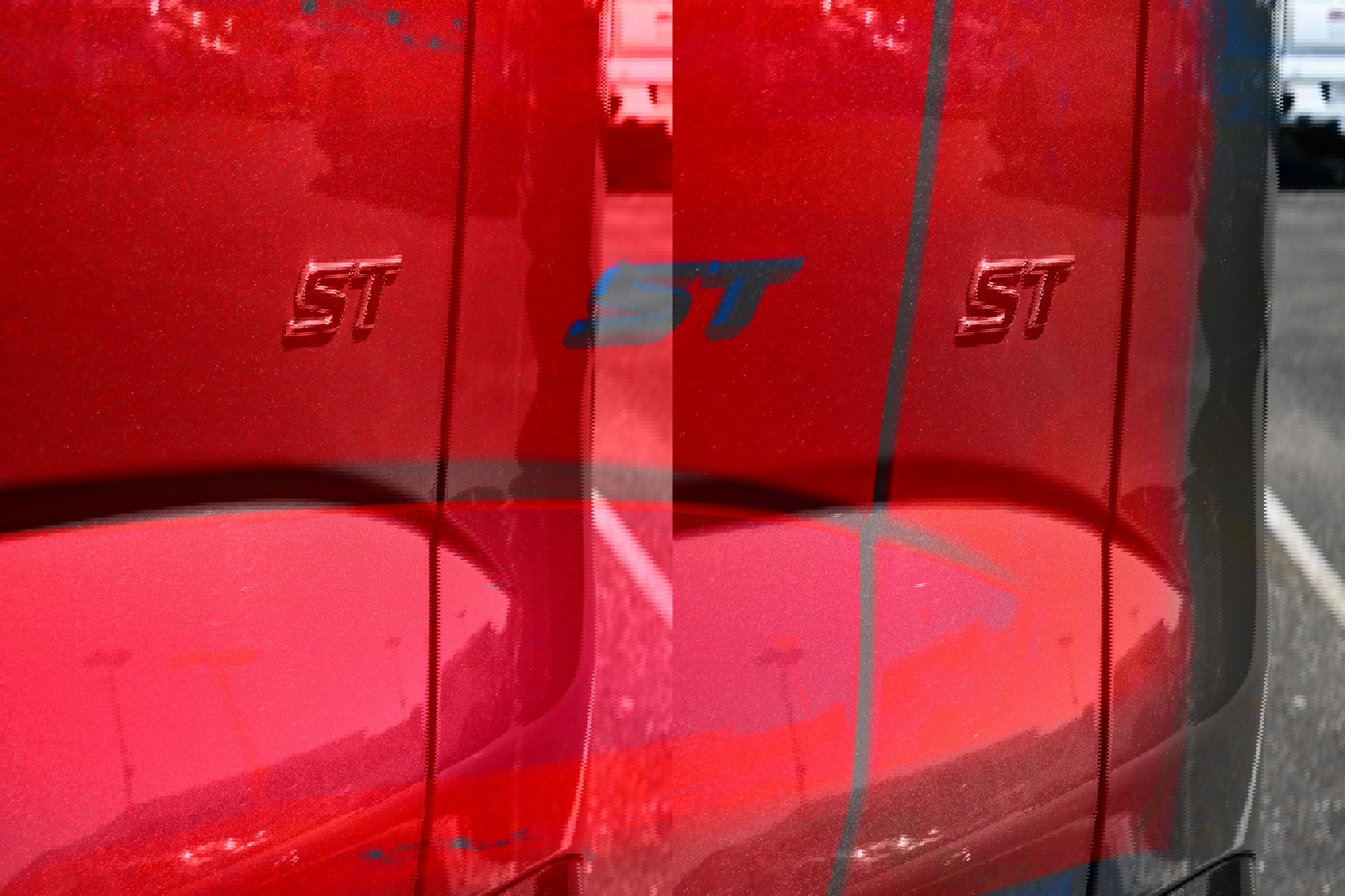 Used 2023 Buick Enclave Essence w/ Experience Buick Package image 7