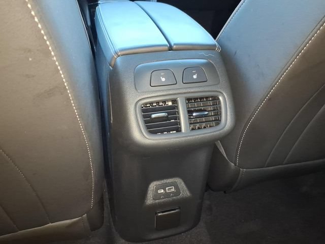 Used 2023 Buick Envision Avenir AWD/4WD image 17
