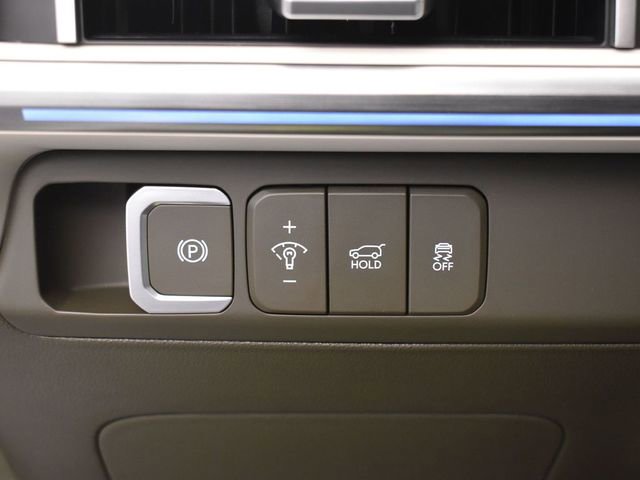 Used 2025 Hyundai Santa Fe Calligraphy FWD image 18