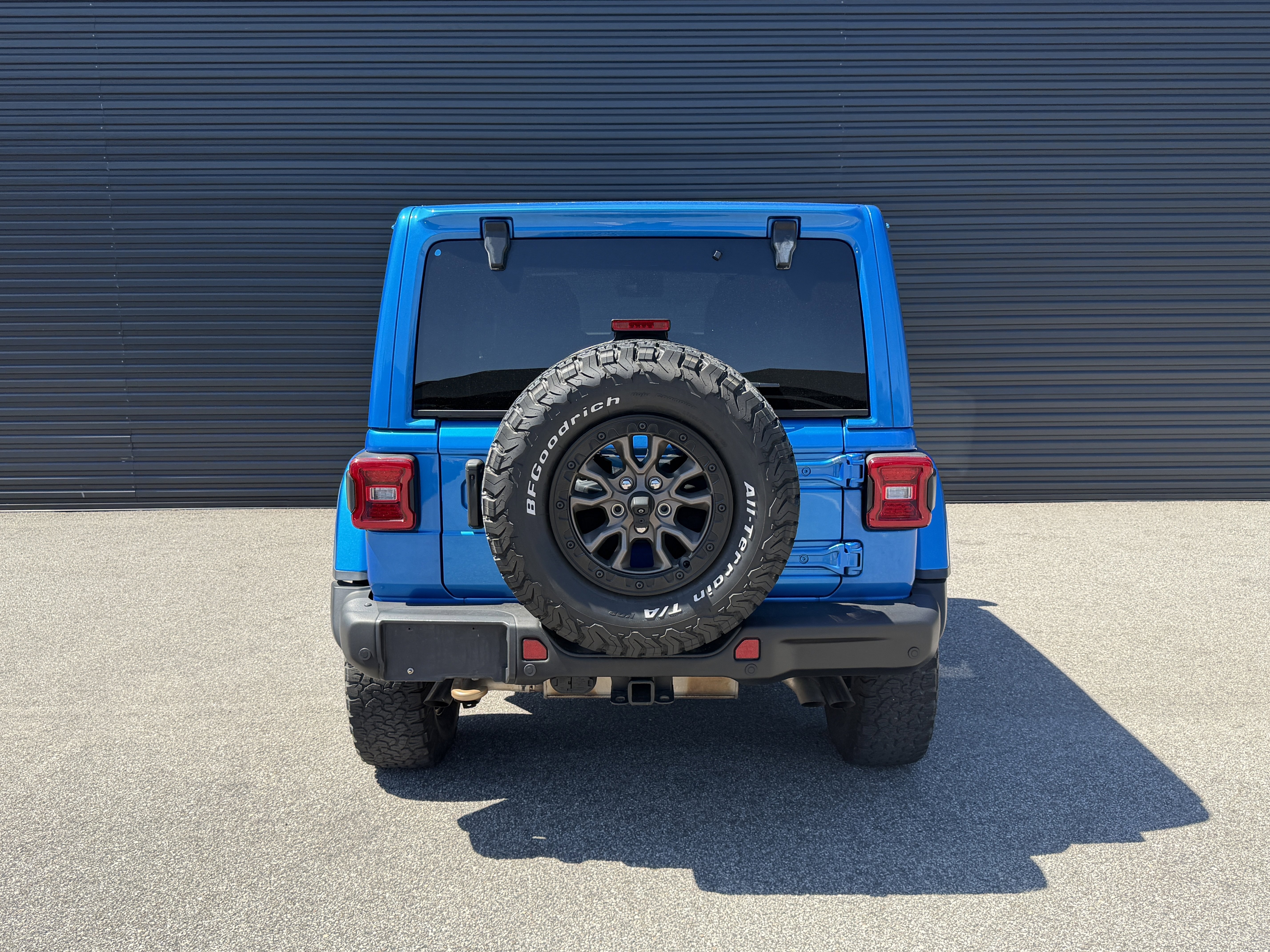 Used 2021 Jeep Wrangler Unlimited Rubicon w/ Trailer Tow Package image 10