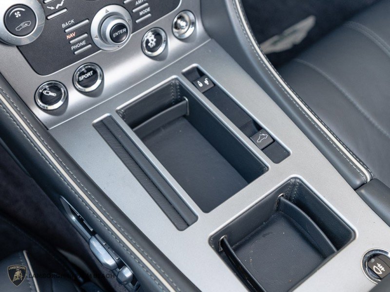 Used 2015 Aston Martin DB9 Volante image 31