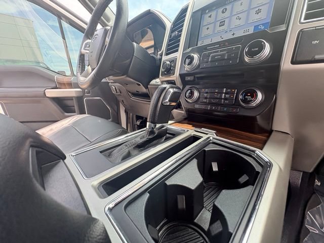 Used 2017 Ford F150 Lariat w/ Equipment Group 502A Luxury AWD/4WD image 25