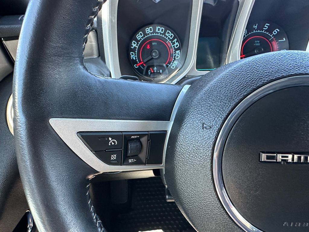 Used 2010 Chevrolet Camaro SS RWD image 18