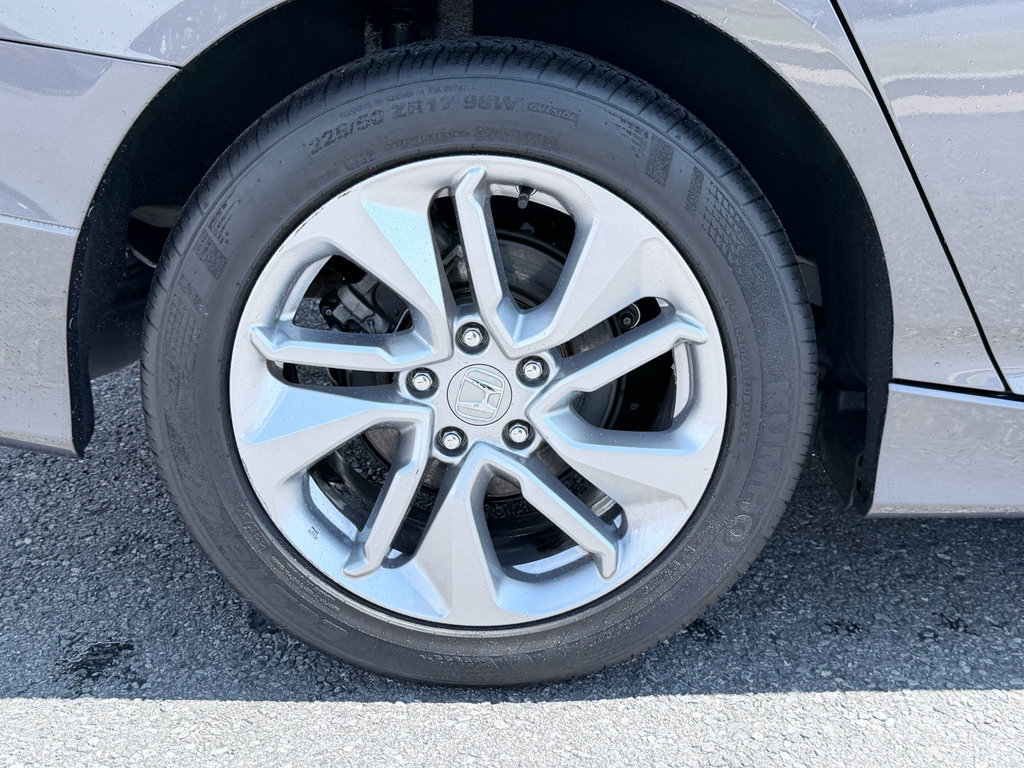 Used 2018 Honda Accord LX image 32