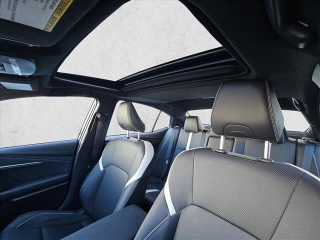 Used 2025 Toyota Camry SE image 15