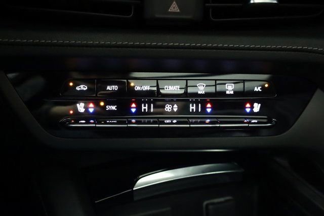 Used 2023 Buick Envision Avenir image 19